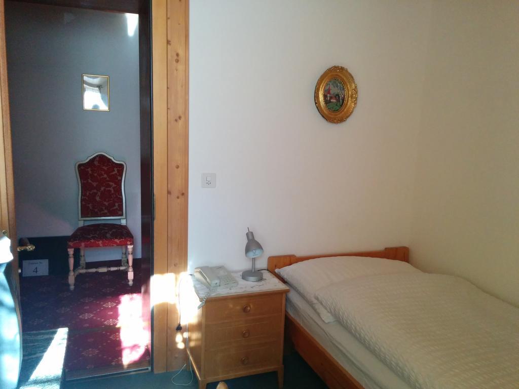 Hotel Croix D'Or Et Poste - Historisches Hotel Munster Room photo