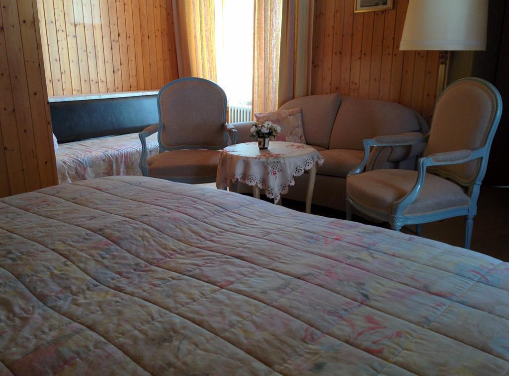 Hotel Croix D'Or Et Poste - Historisches Hotel Munster Room photo