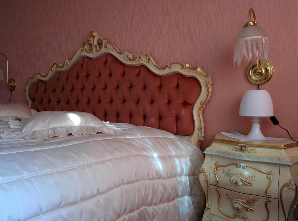 Hotel Croix D'Or Et Poste - Historisches Hotel Munster Room photo